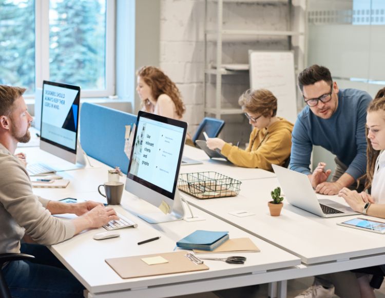 Expert corporate solutions and compliance services at MACS EDGE