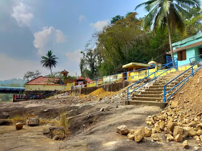  Aruvikkara Bhagavathy Temple Trivandrum