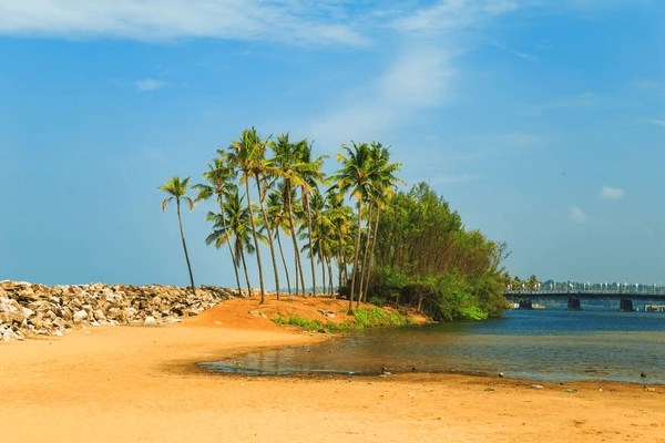 Attractions of  Kappil Beach