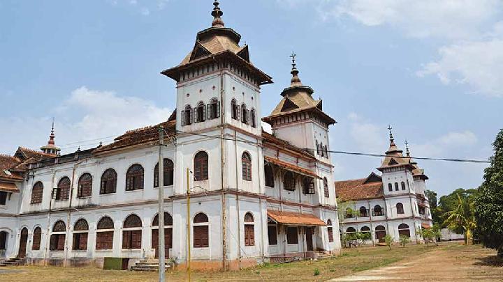 Kowdiar Palace Trivandrum 