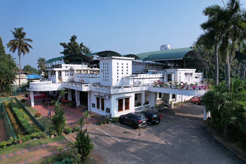 features of Trivandrum Tennis Club
